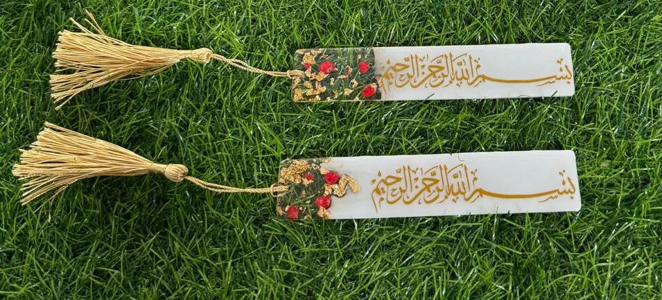 Handmade Resin Bookmarks with Tassel – Personalized Bookmark Gift for Readers, Students & Book Lovers