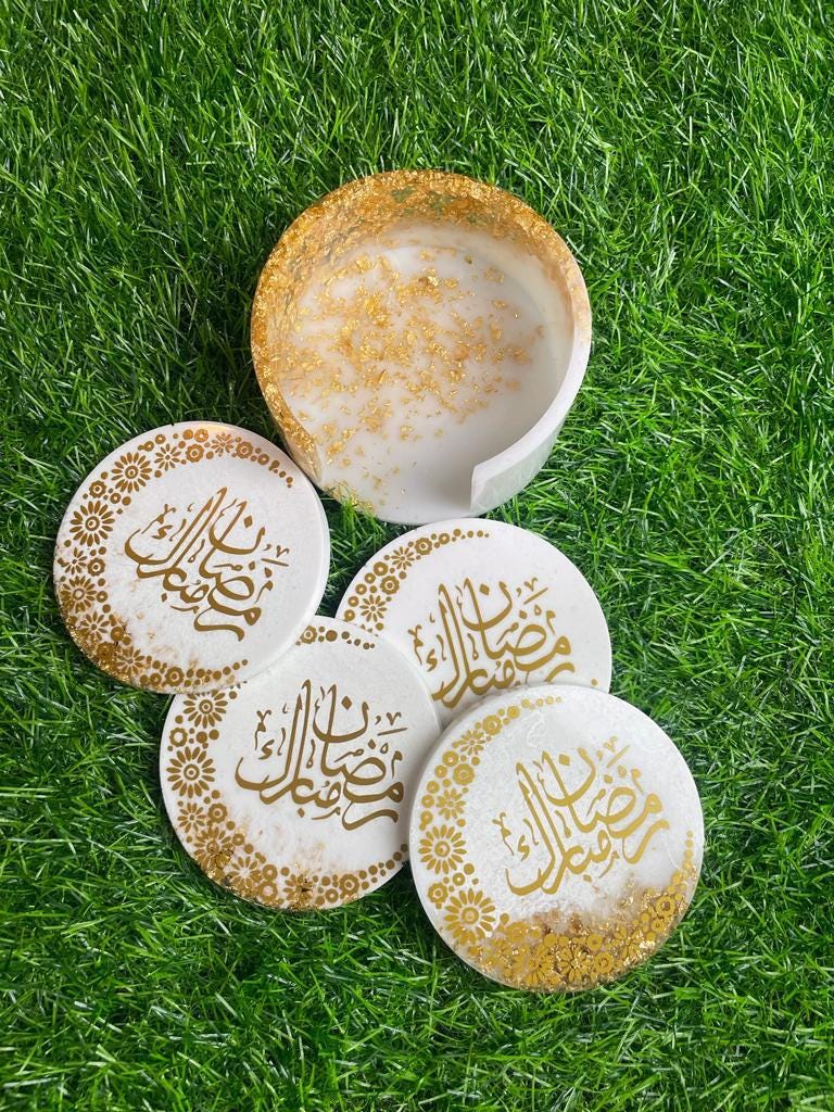 Elegant Personalized Resin Coasters – Customizable with Names & Designs