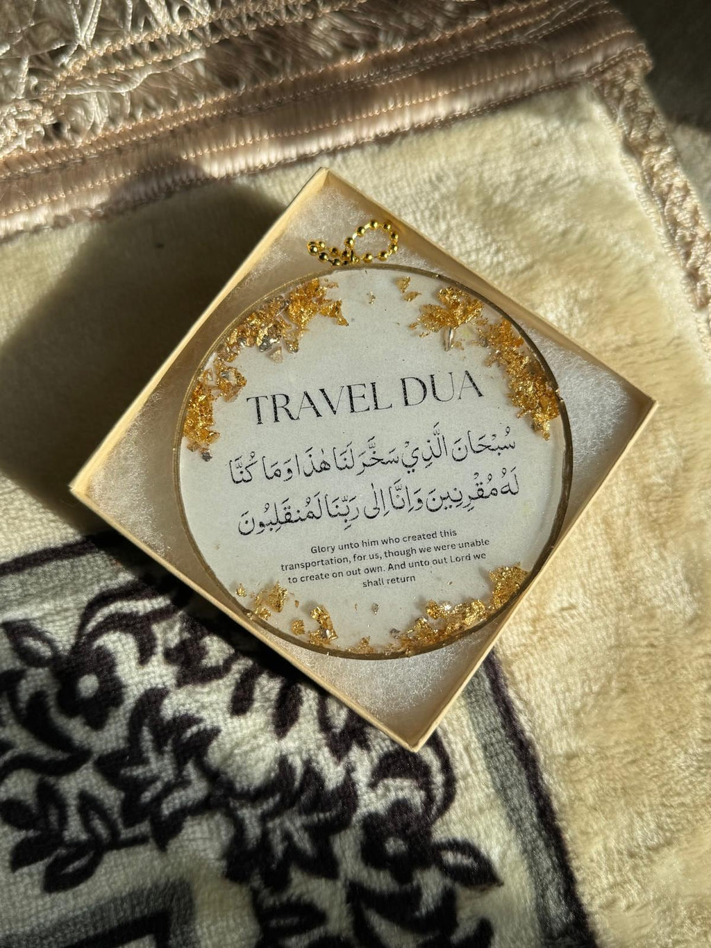 Travel Dua Car hangs