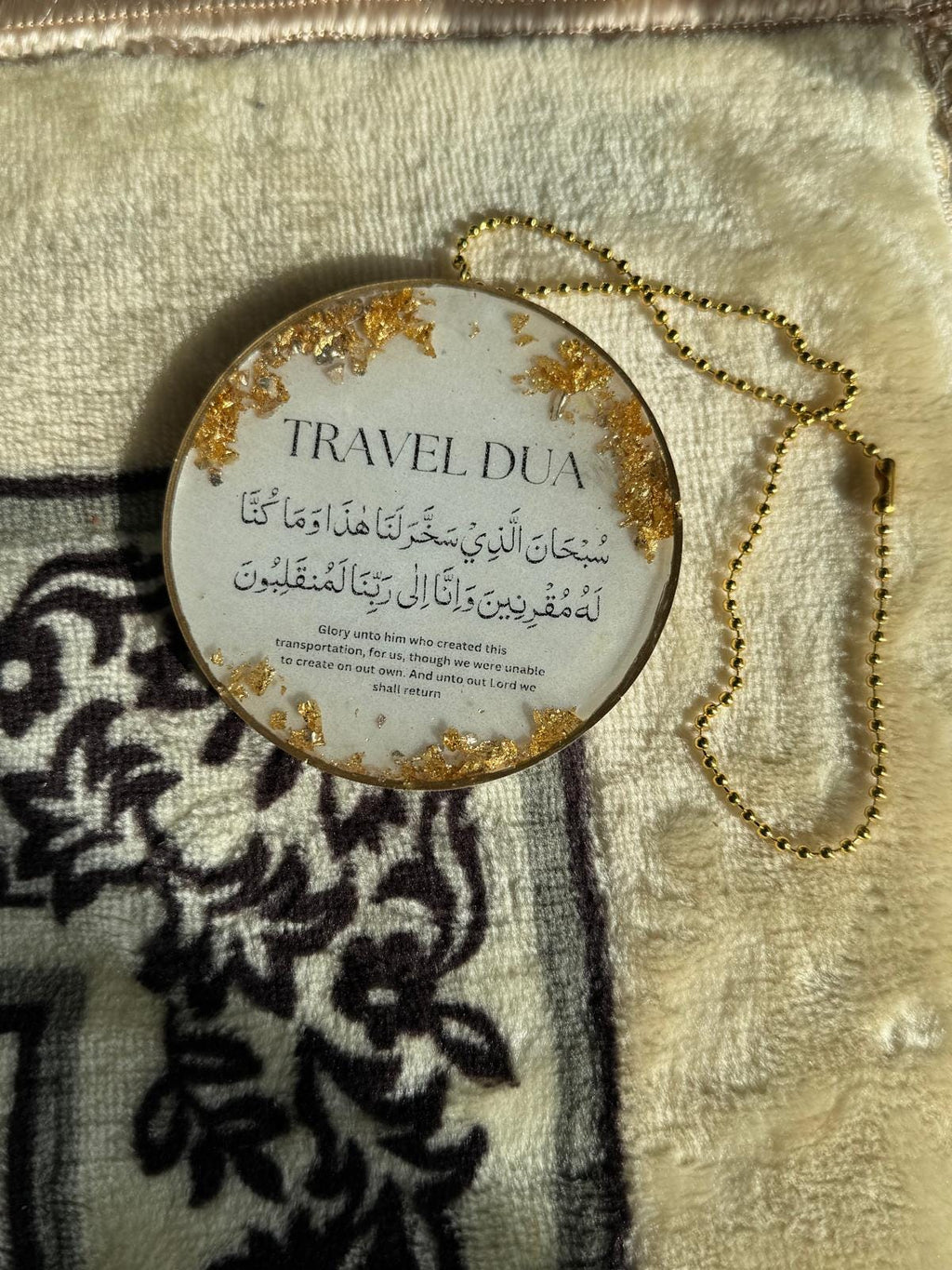 Travel Dua Car hangs